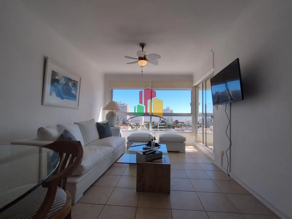 Alquiler y venta de apartamento de dos dormitorios en Punta del Este 2