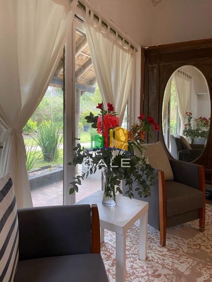 Foto de Amplia casa a la venta en Punta del Este de 6 dormitorios en el Tesoro, imagen 5