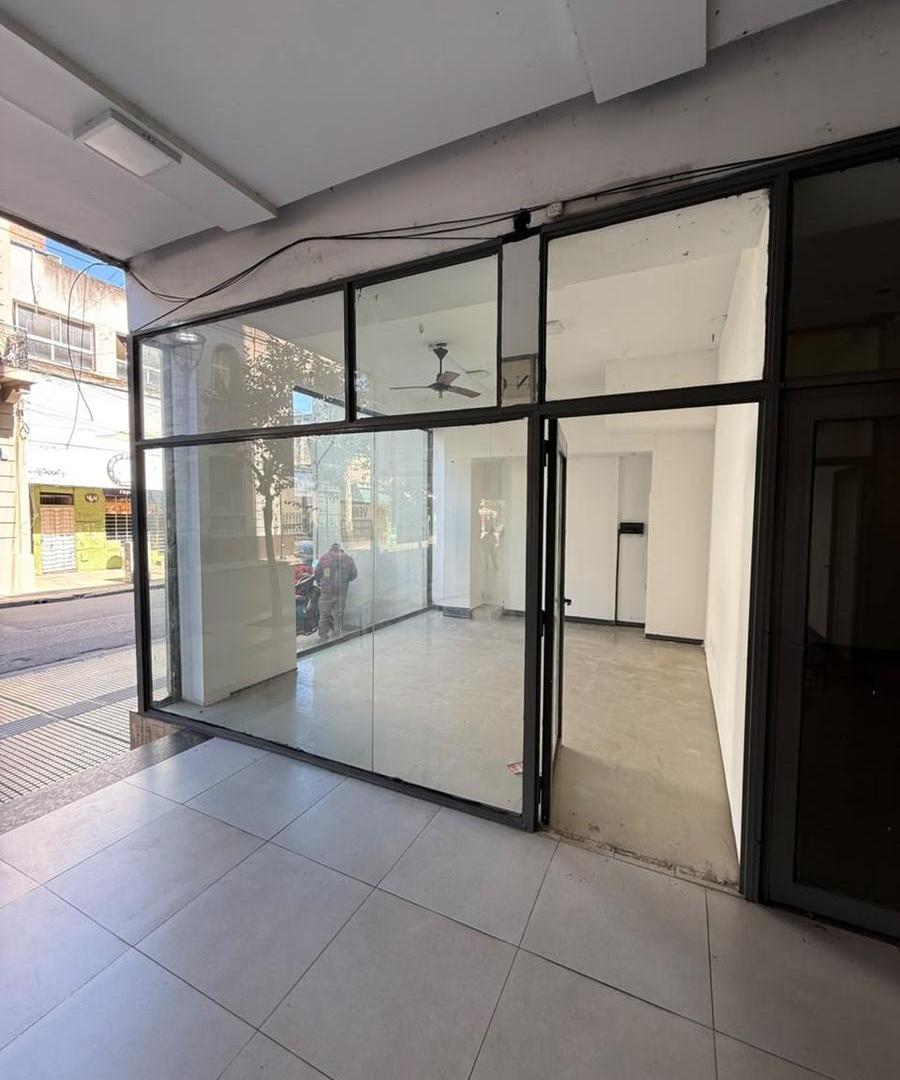 Foto de Galeria comercial a la venta | 12 locales, imagen 3
