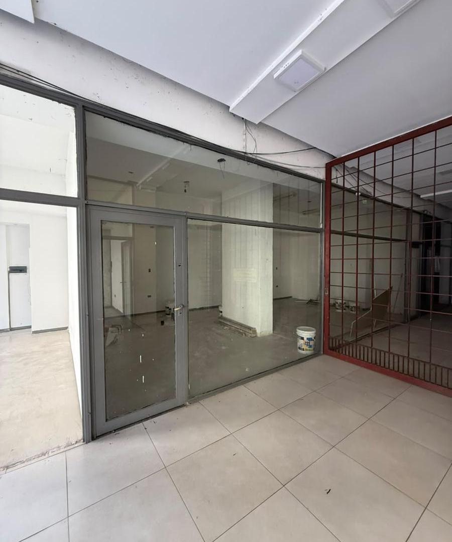 Foto de Galeria comercial a la venta | 12 locales, imagen 5