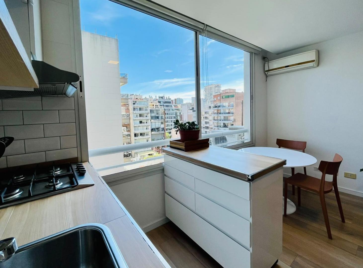 Foto de Dúplex 2 Ambientes | Piso Alto | Todo Luz | Refaccionado | Pileta y, imagen 4