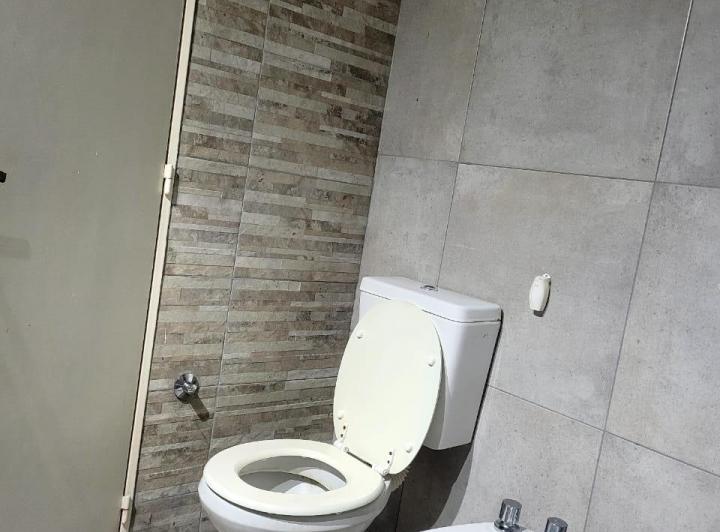 comodísimo departamento 4