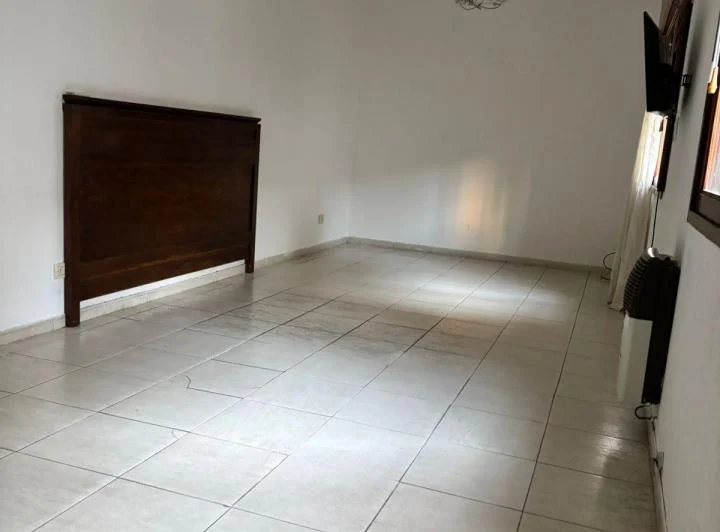 casa a metros de pellegrini e dos plantas 2