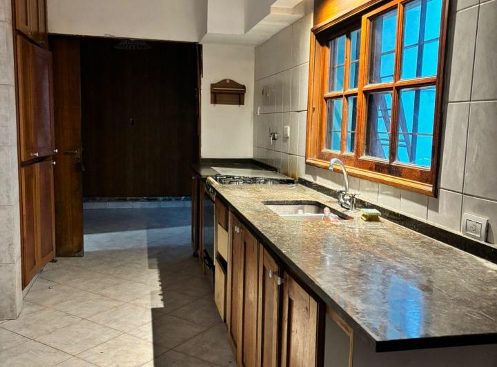 casa a metros de pellegrini e dos plantas 1