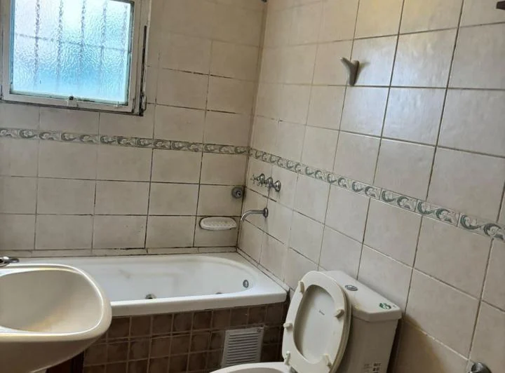 casa a metros de pellegrini e dos plantas 5