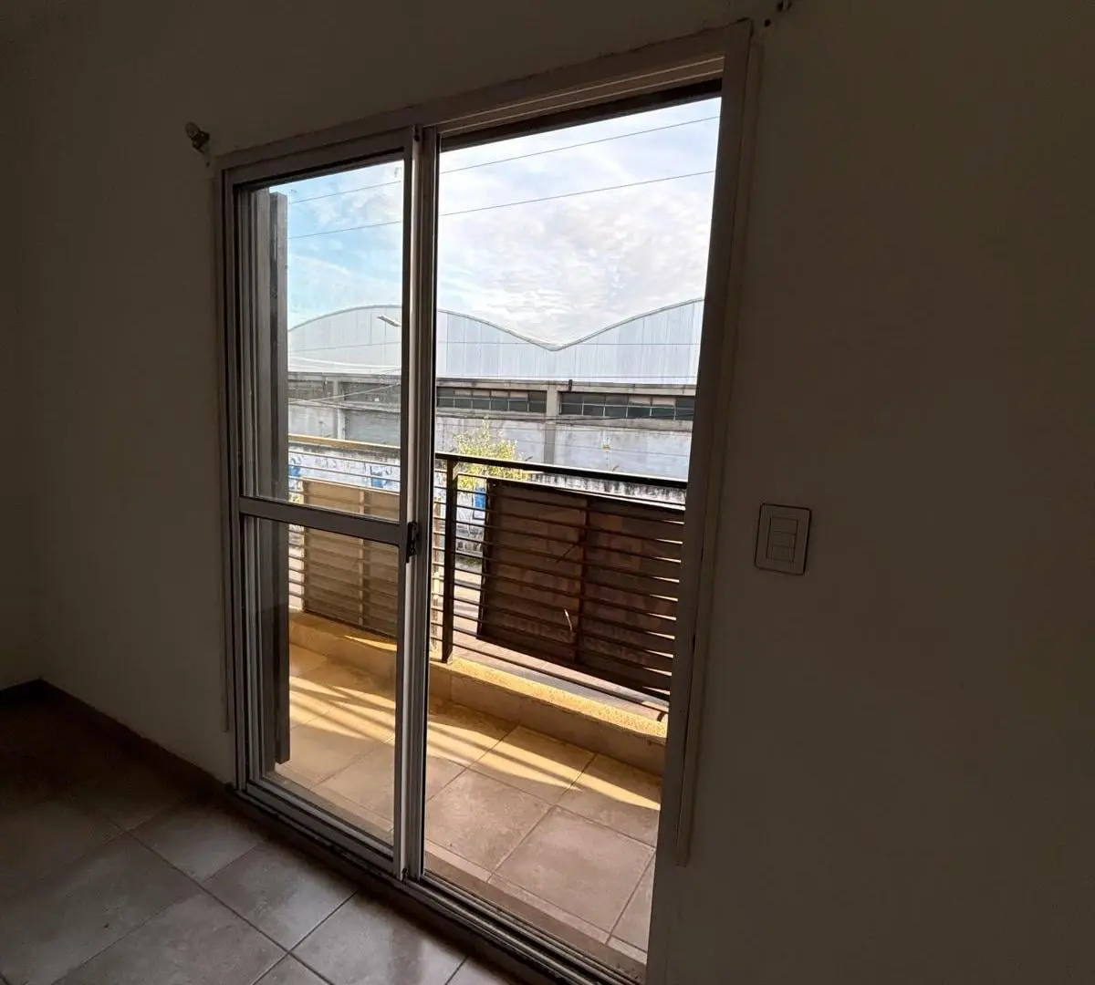 2 ambientes en alquiler a nuevo en Jose Leon Suarez 8