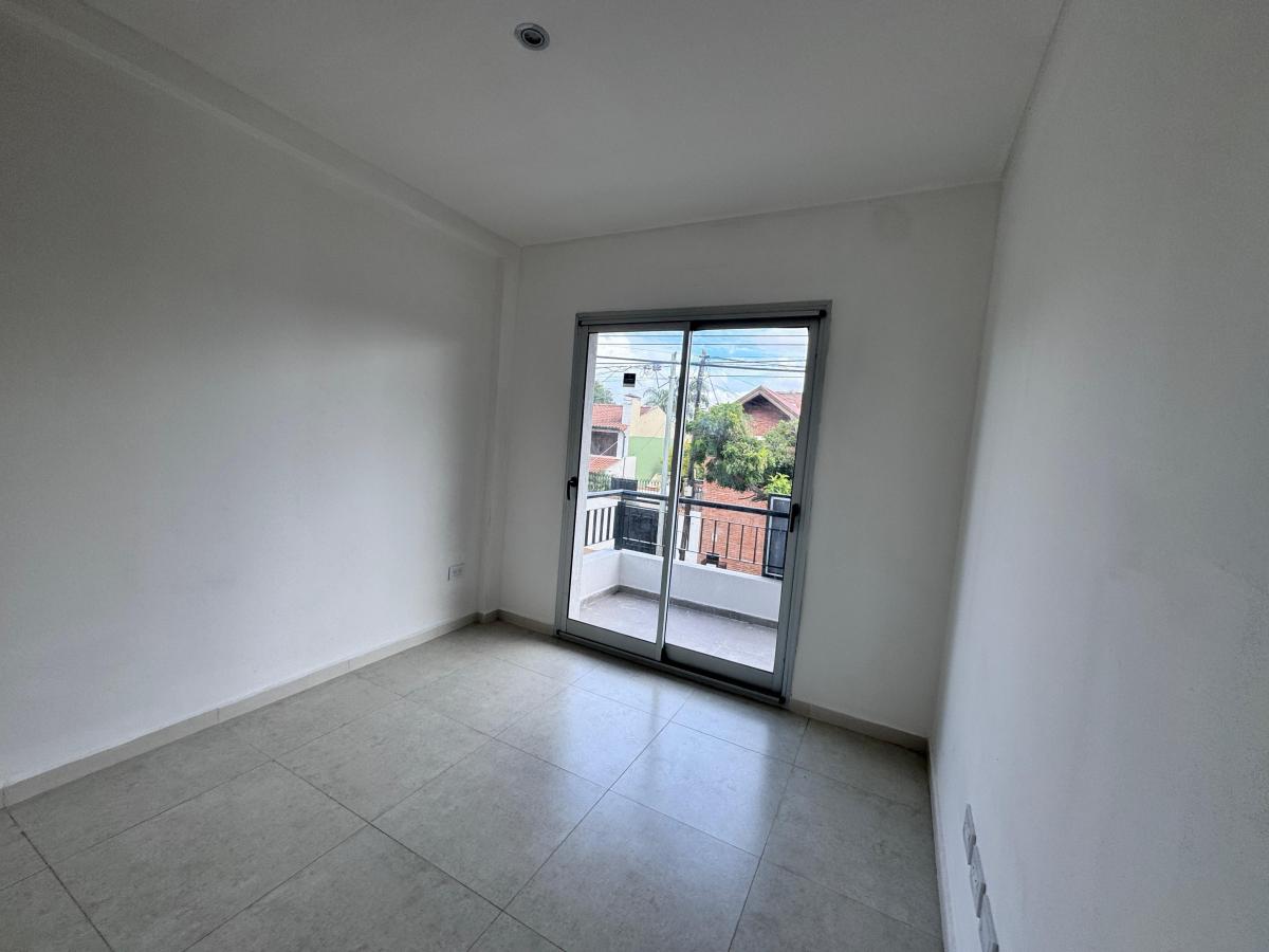 Departamento 2 Ambientes con Cochera. Quilmes. 2
