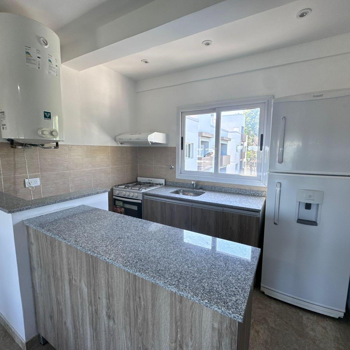 Departamento 3 Ambientes Amoblado en Venta Berazategui! 1