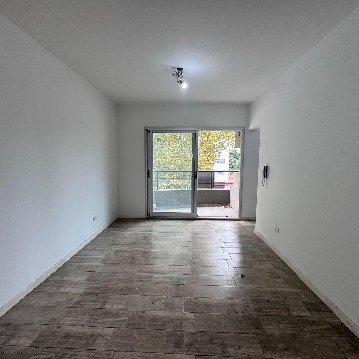 Departamento 3 Ambientes a Estrenar con Cochera. Quilmes Centro 2