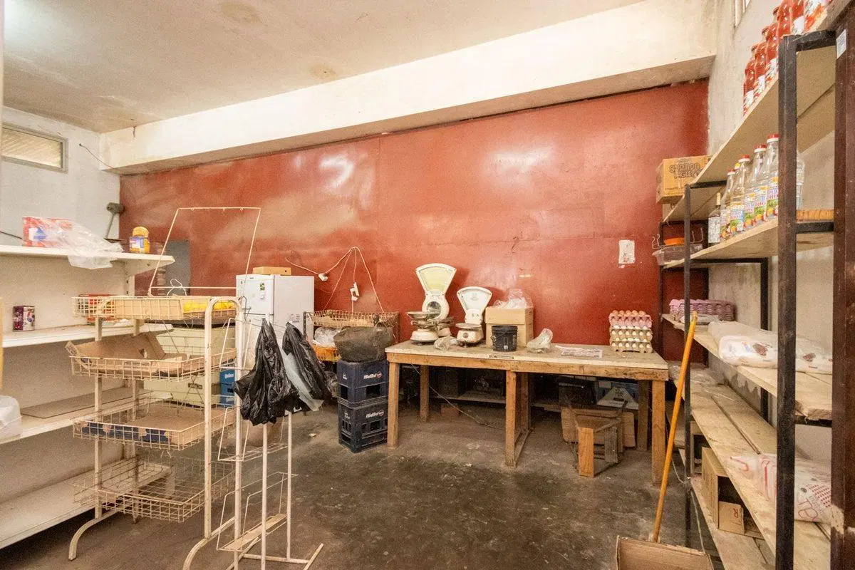 Venta de Casa + Local comercial + Galpón en Recreo 3