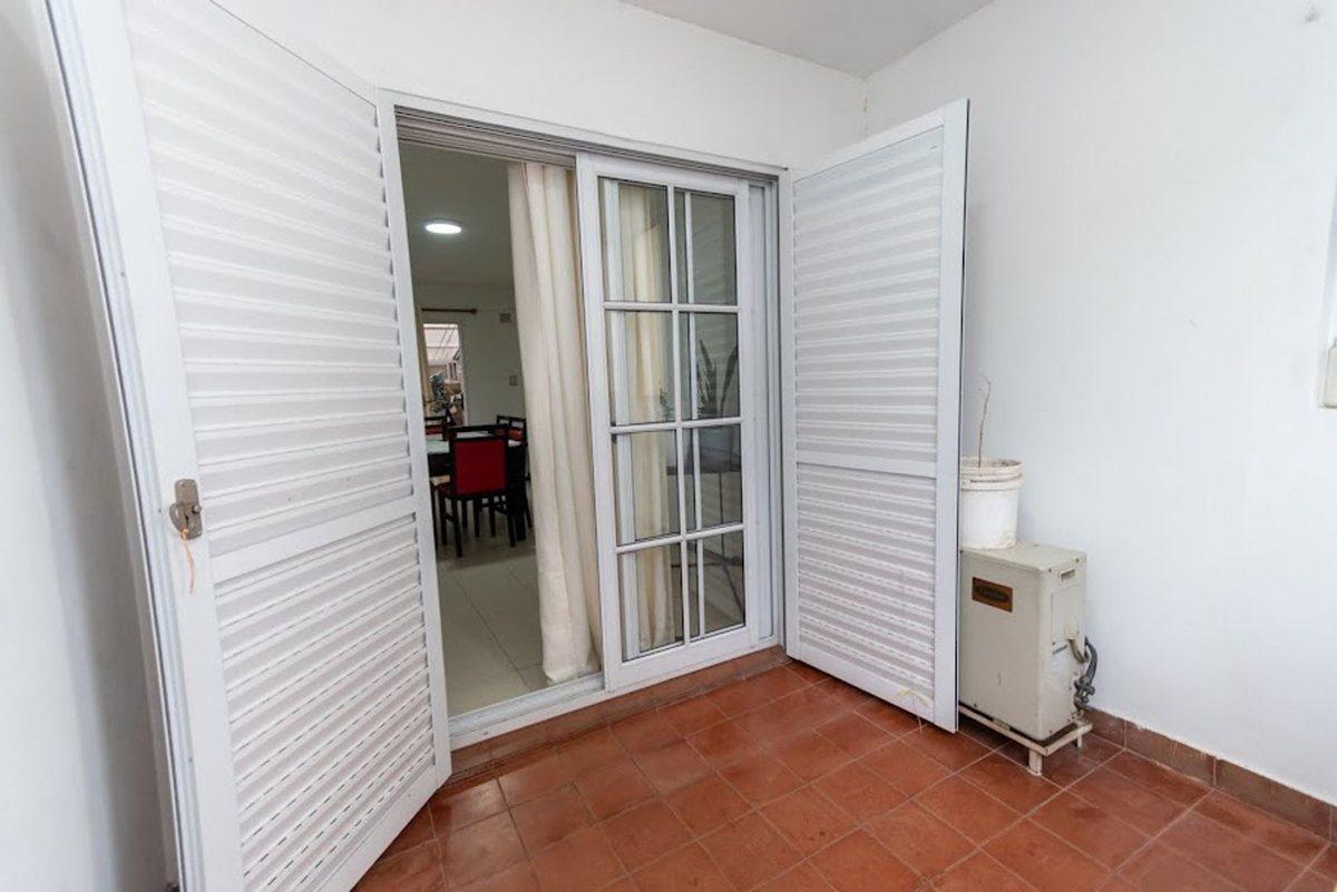 DPTO 3 DORM EN VENTA  AMPLIO IMPECABLE