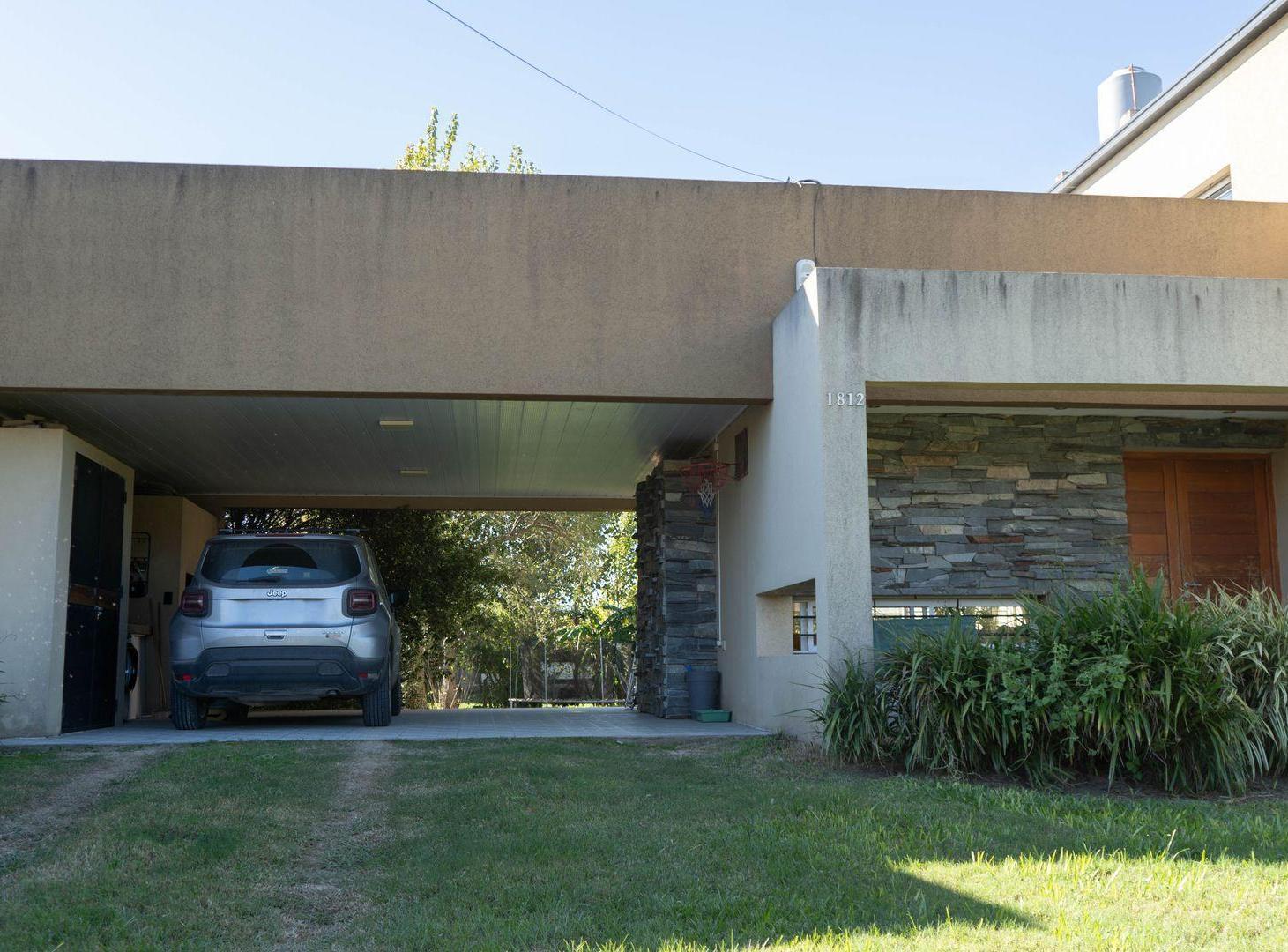 Hermosa CASA en Lomas de San José