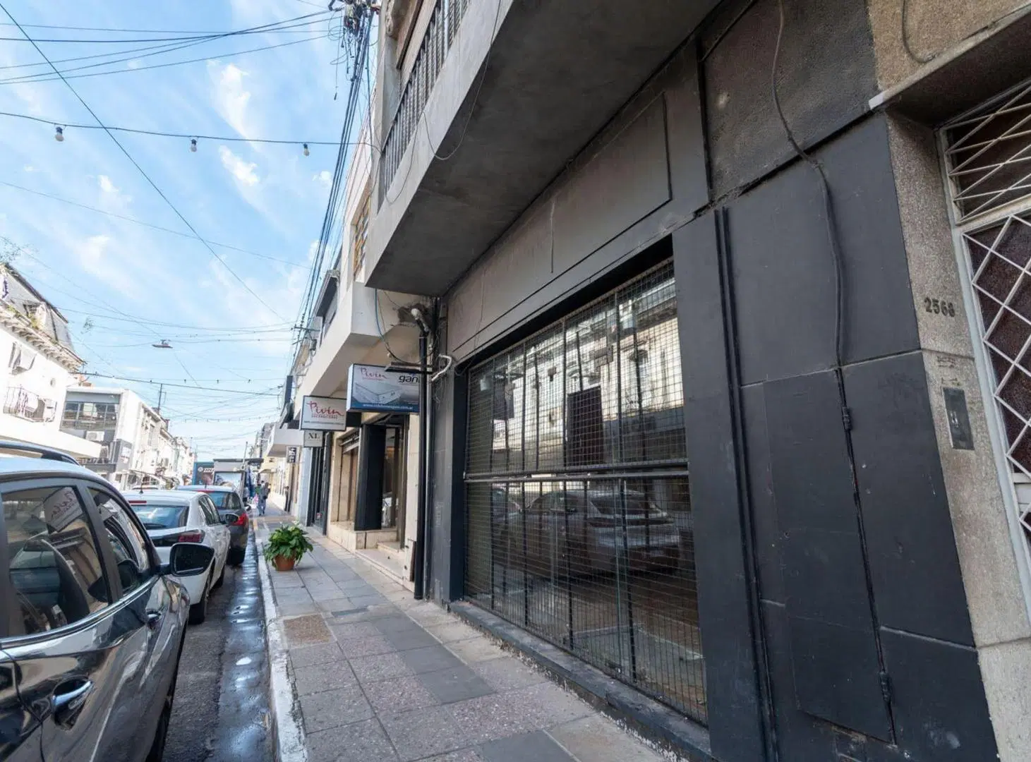 VENTA– LOCAL COMERCIAL EN PLENO CENTRO DE SANTA FE 2
