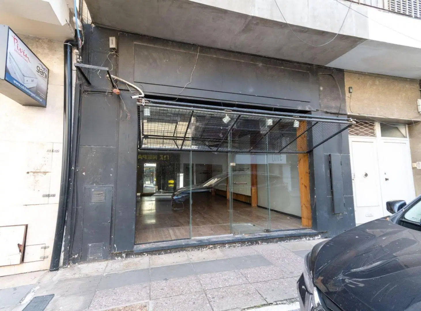 VENTA– LOCAL COMERCIAL EN PLENO CENTRO DE SANTA FE 5