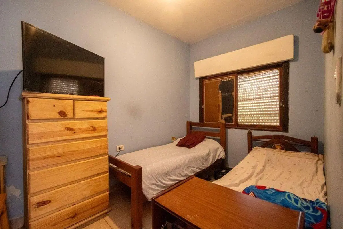 CASA SOBRE AV. GRAL. PAZ 7900 4