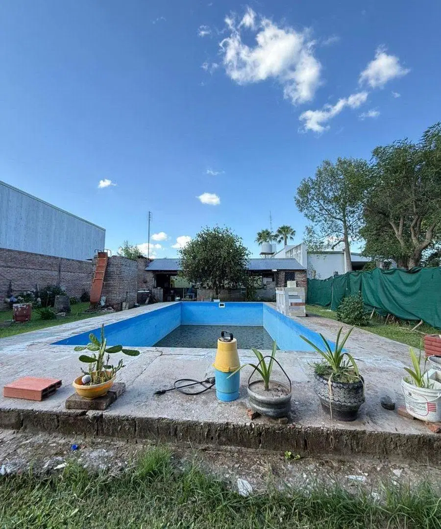 CASA QUINTA C/PILETA - 4 DORM - ARROYO AGUIAR 5
