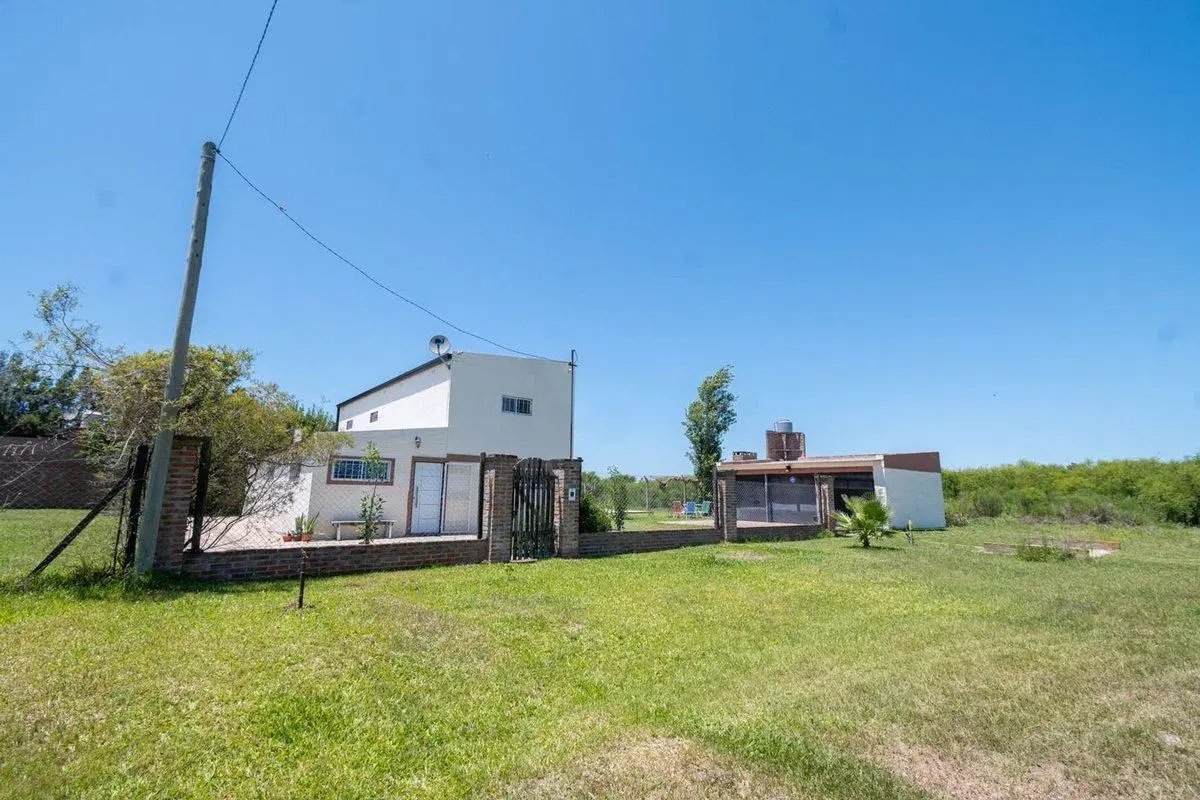 Venta Casa 3 dorm, pileta y parque en Caima 2