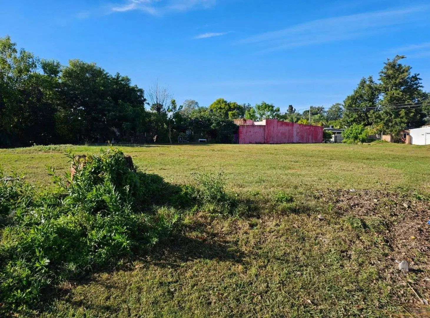 Venta de Terreno Santa Rosa a metros del rio. 3