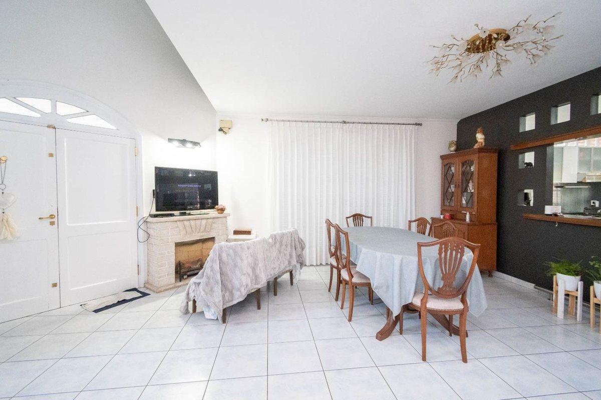 Foto de VENTA CASA DE CATEGORÍA 3 DORMITORIOS EN SUITE, imagen 4