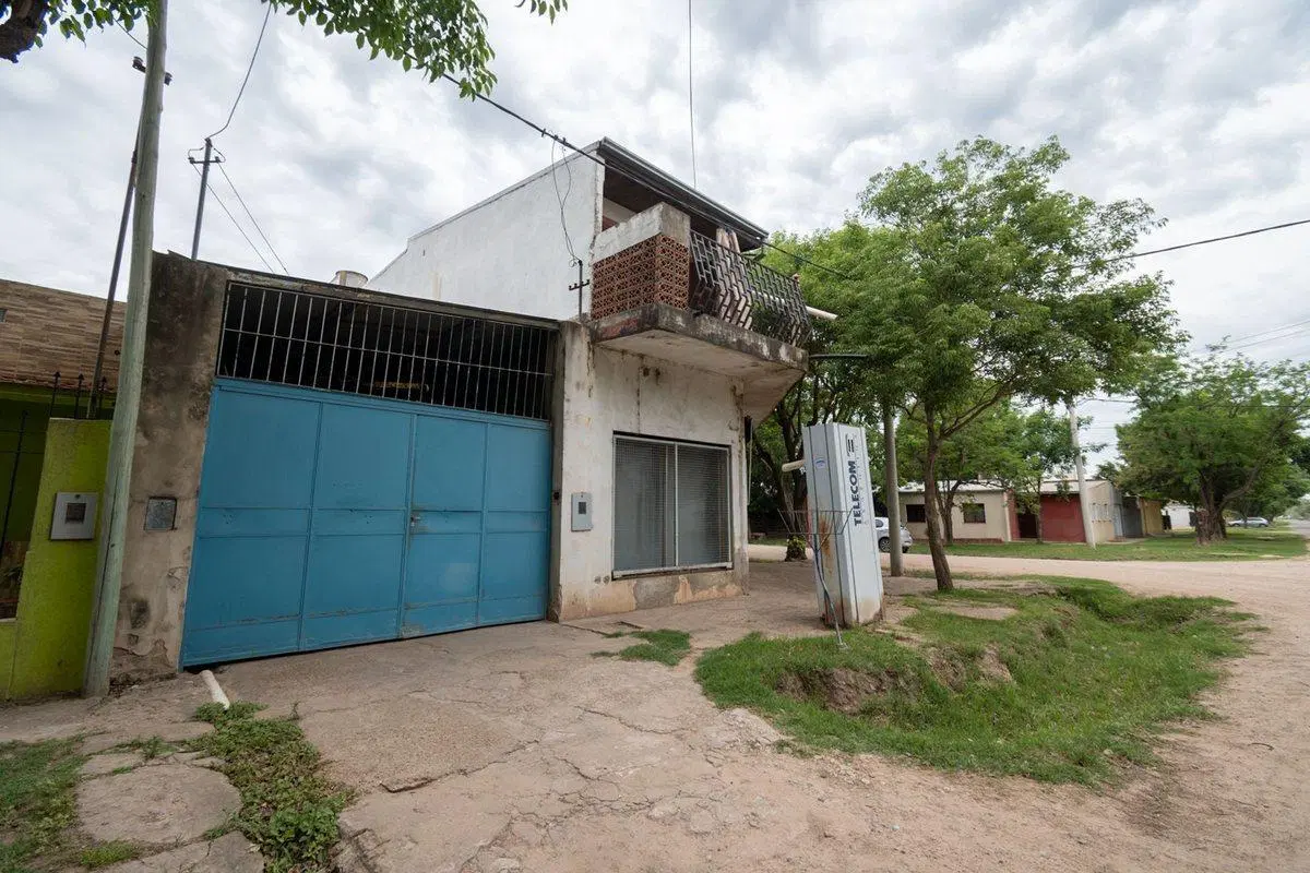 Venta de Casa + Local comercial + Galpón en Recreo 5
