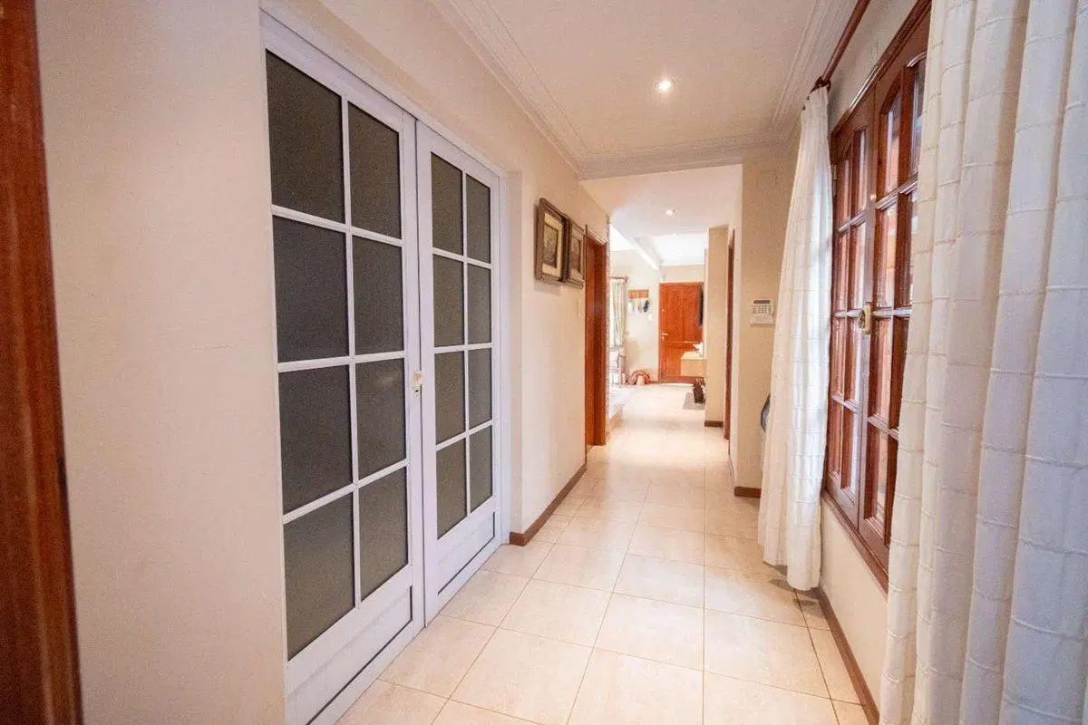 ESPECTACULAR CASA EN VENTA ZONA CENTRO 3
