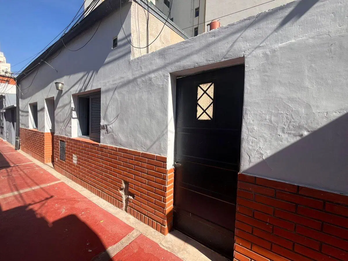 Venta Depto Interno de 1 Dorm, Escritorio y Patio 3
