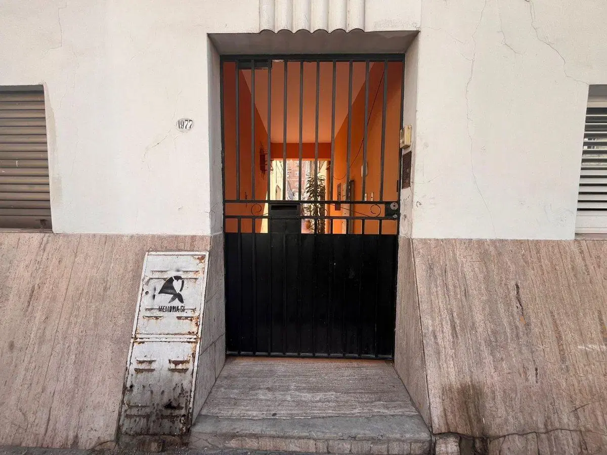 Venta Depto Interno de 1 Dorm, Escritorio y Patio 2