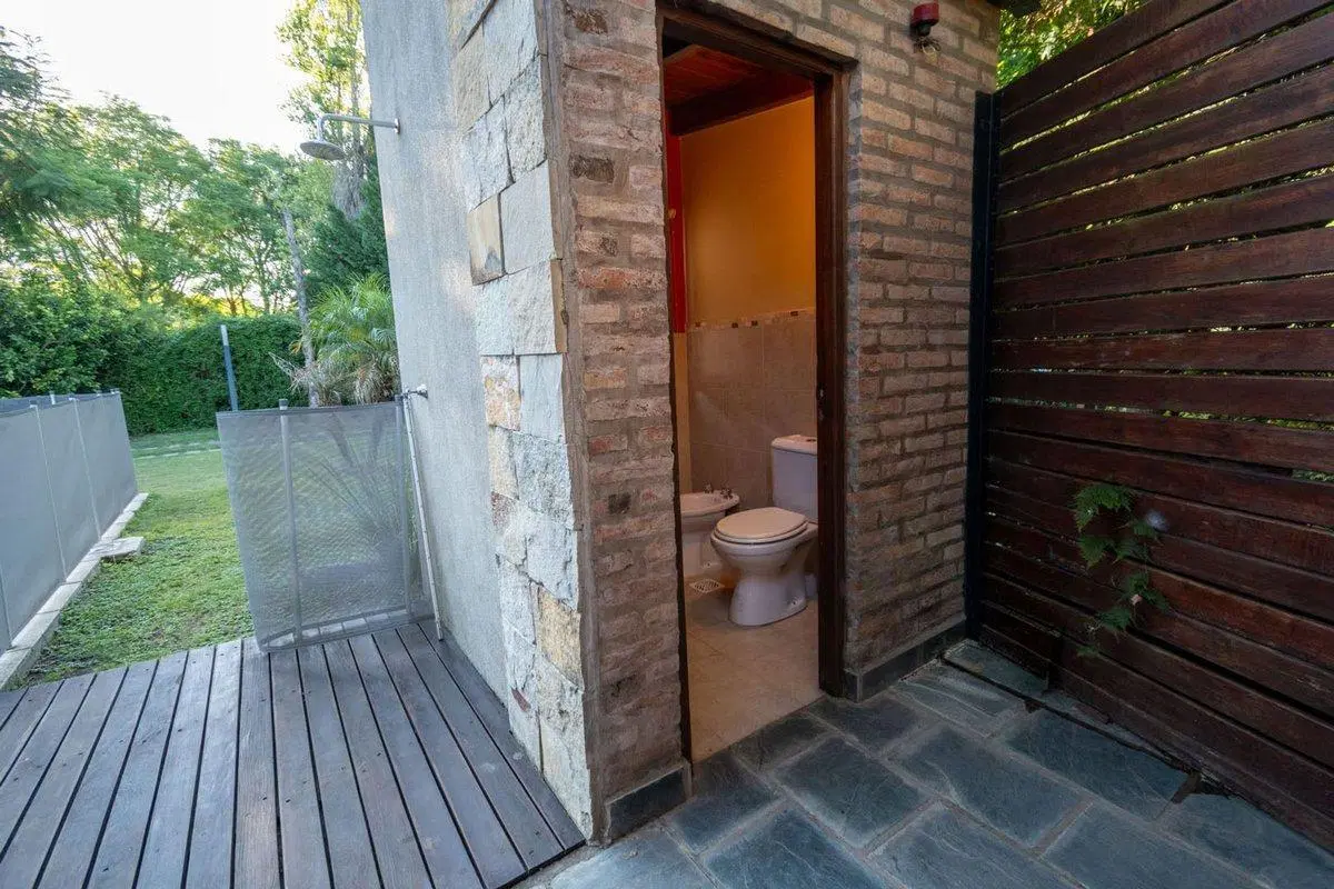 EN VENTA CASA DE CATEGORIA ESTILO COUNTRY 4