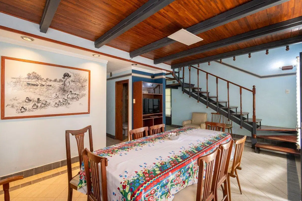 VENTA CASA 4 DORMITORIOS PILETA QUINCHO LAS PALTAS 3