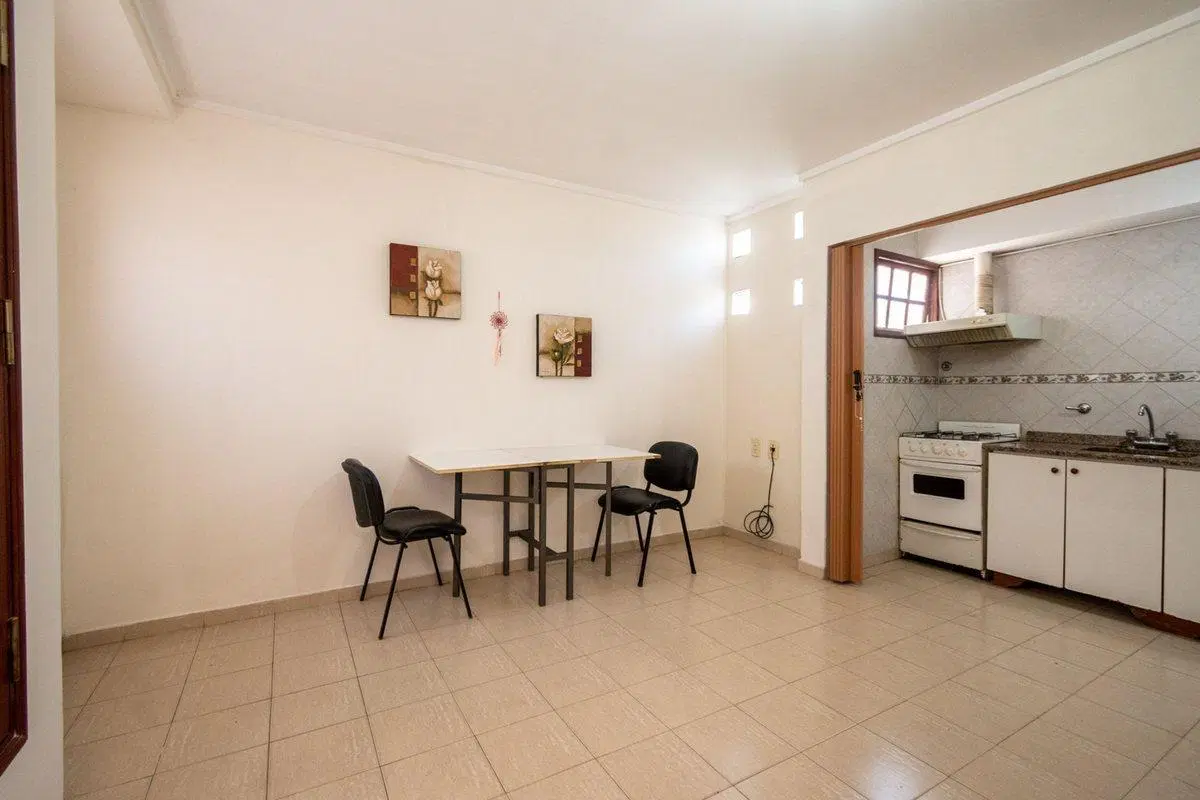 DEPARTAMENTO EN VENTA A 70 METROS DE BOULEVARD 4