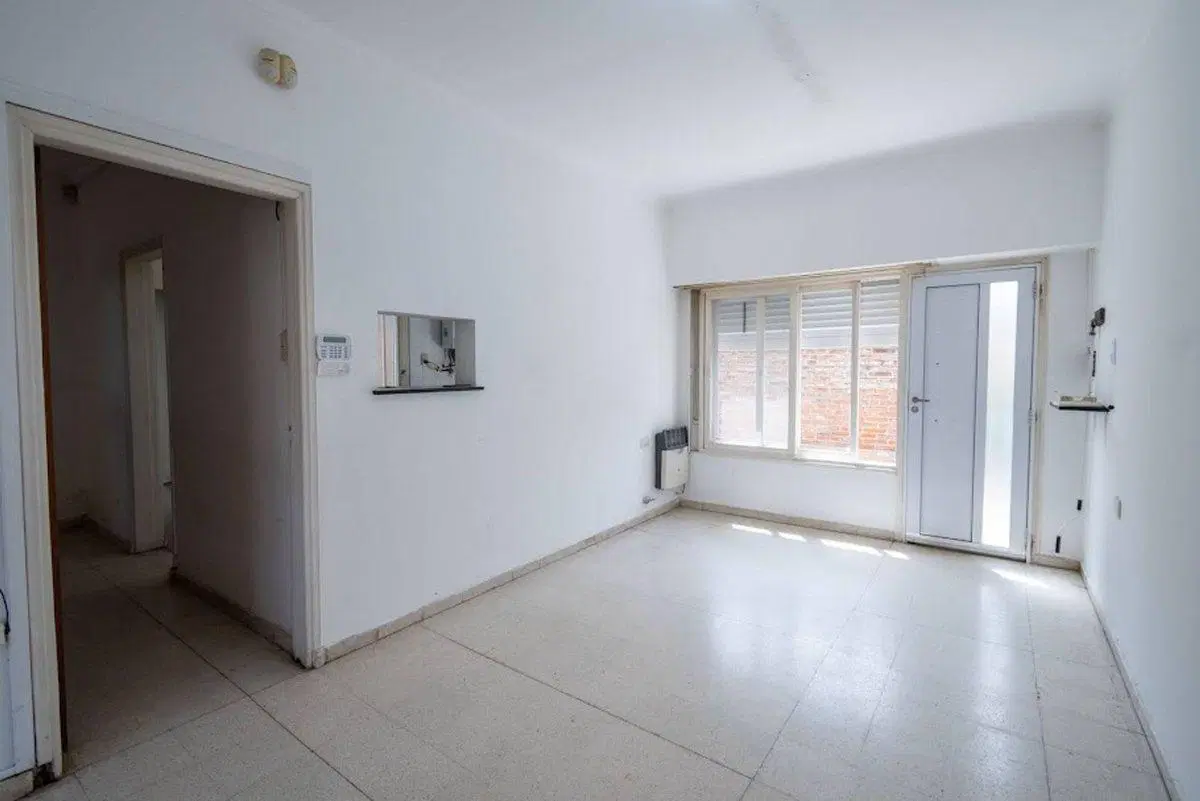 CASA EN ALQUILER 2 DORM 2 COCH EN FOM. 9 DE JUL 2