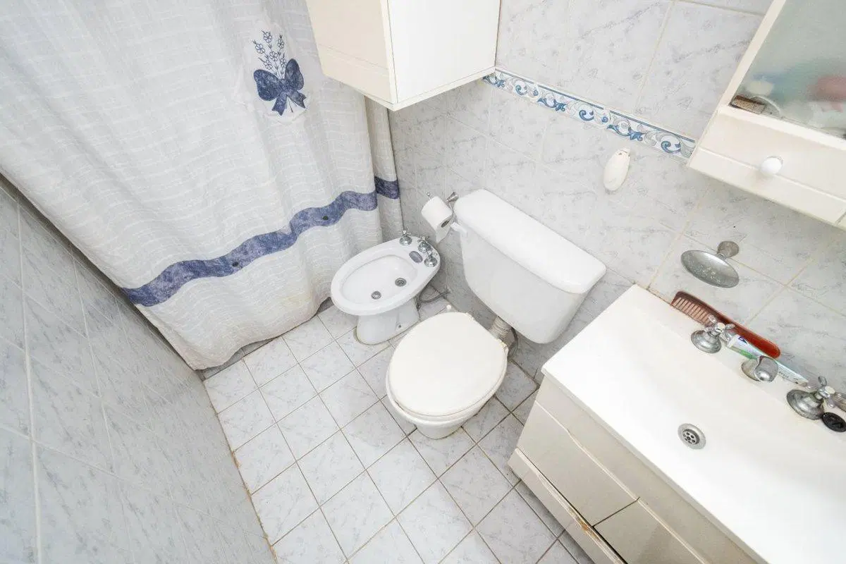 CASA "BARRIO EL POZO" CON QUINCHO Y PILETA 8