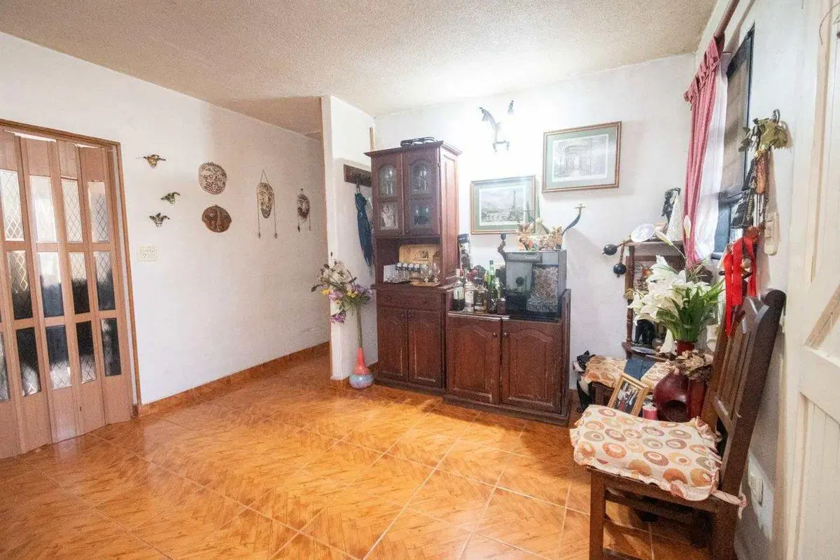 CASA "BARRIO EL POZO" CON QUINCHO Y PILETA 5