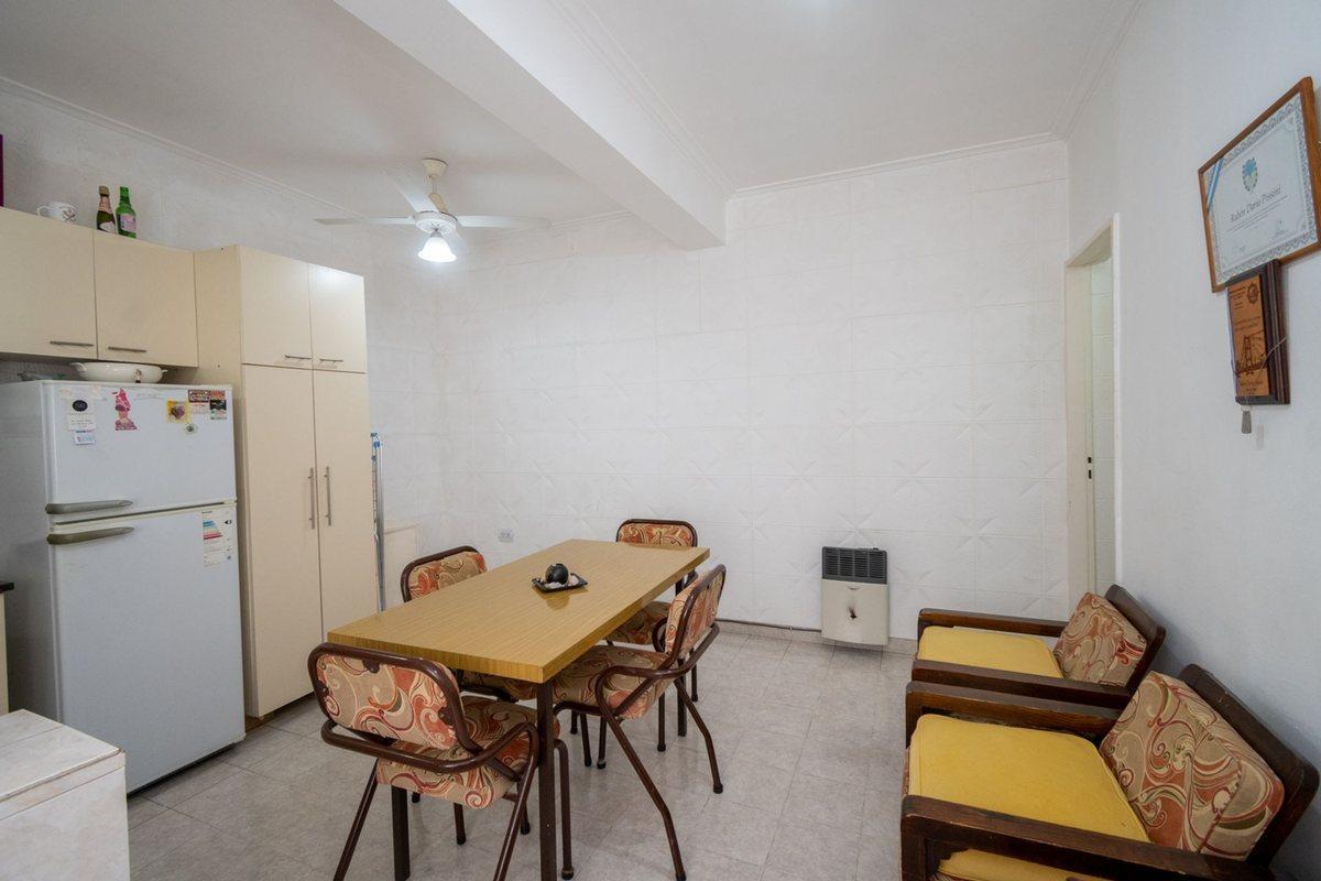Foto de Departamento de 2 dormitorios a mts de Av Freyre., imagen 1