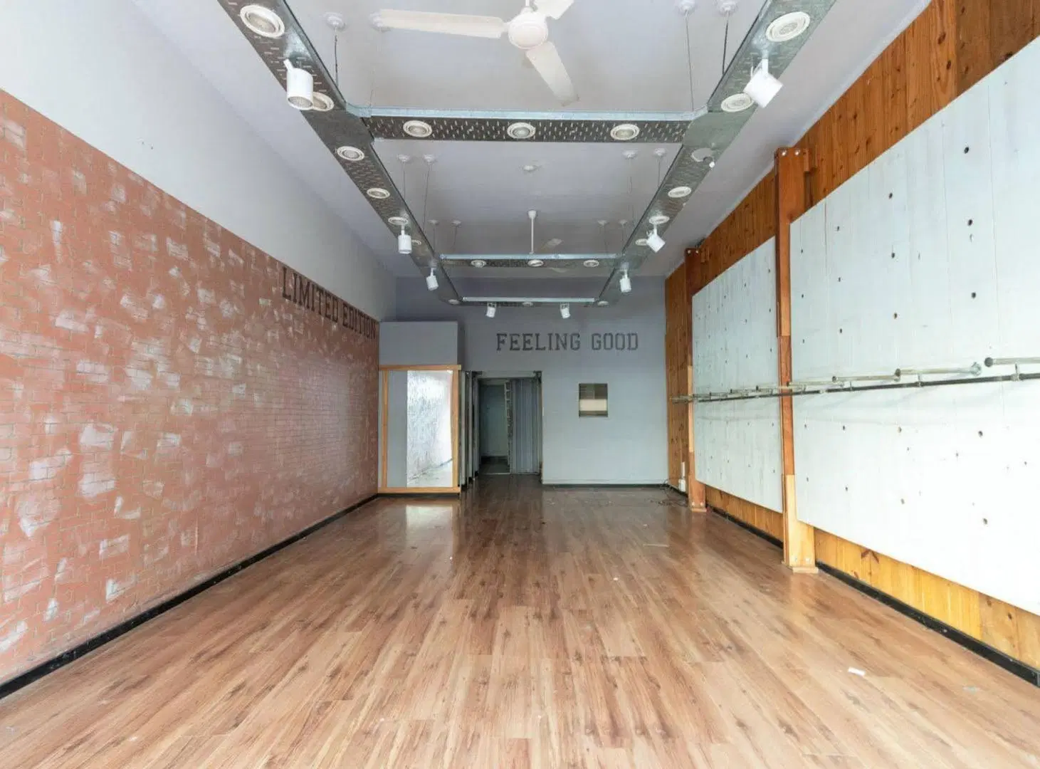VENTA– LOCAL COMERCIAL EN PLENO CENTRO DE SANTA FE 2