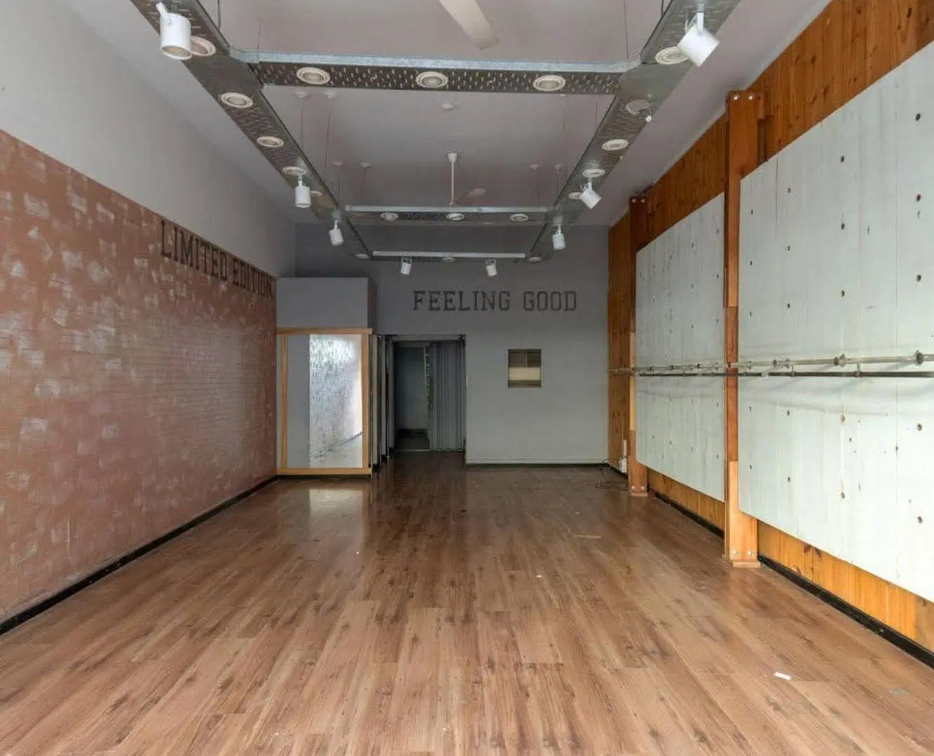 VENTA– LOCAL COMERCIAL EN PLENO CENTRO DE SANTA FE 4