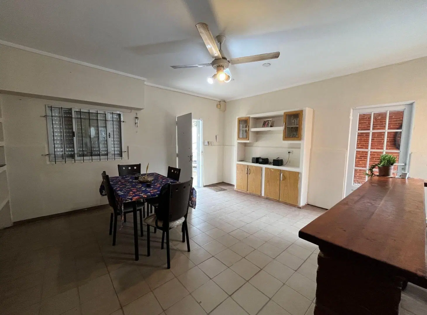 Casa en venta con Gran terreno 2