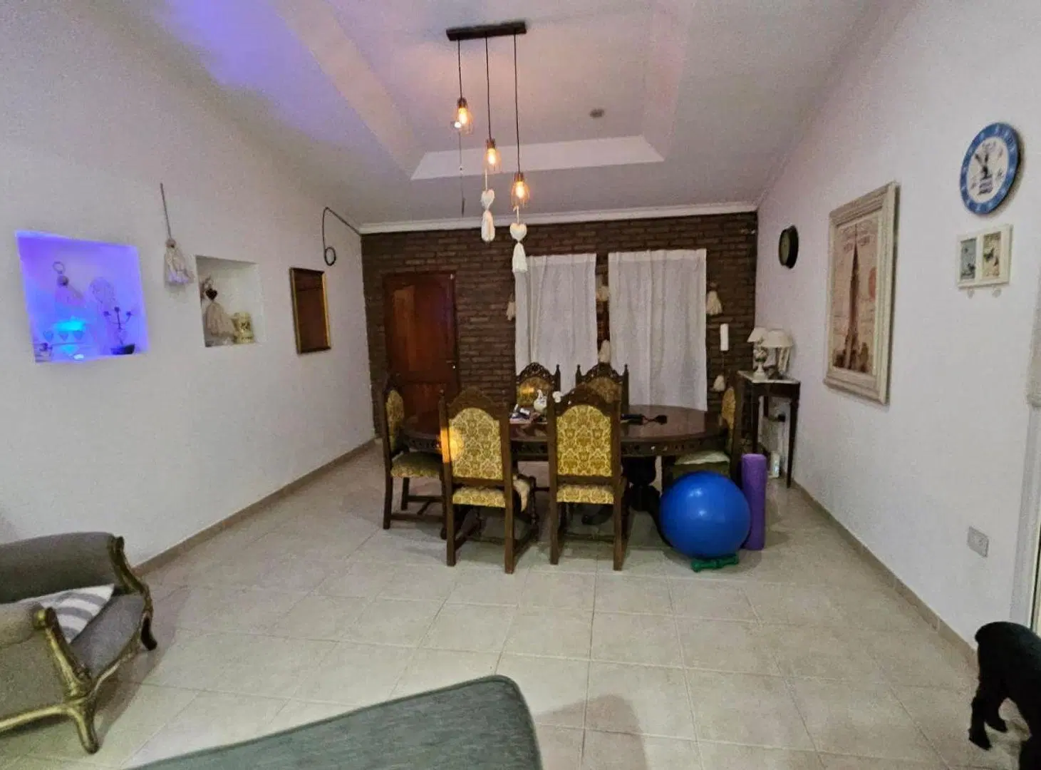 Hermosa casa en venta 4 dorm patio piscina 3 coch 8