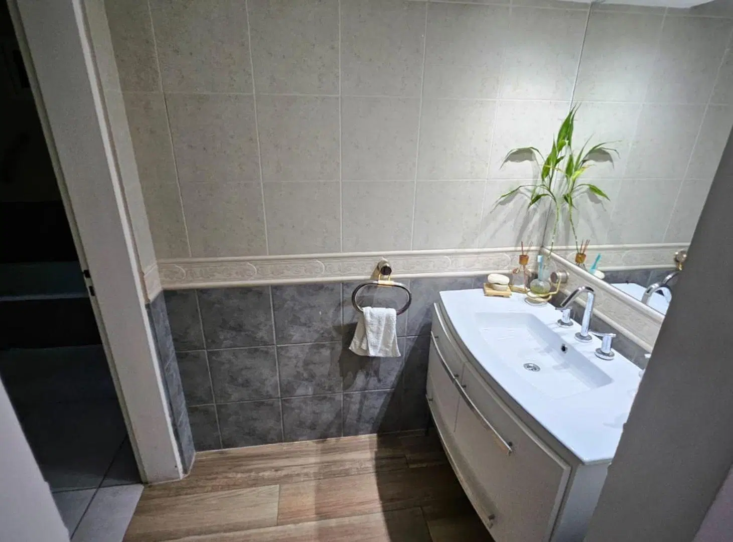 Hermosa casa en venta 4 dorm patio piscina 3 coch 8