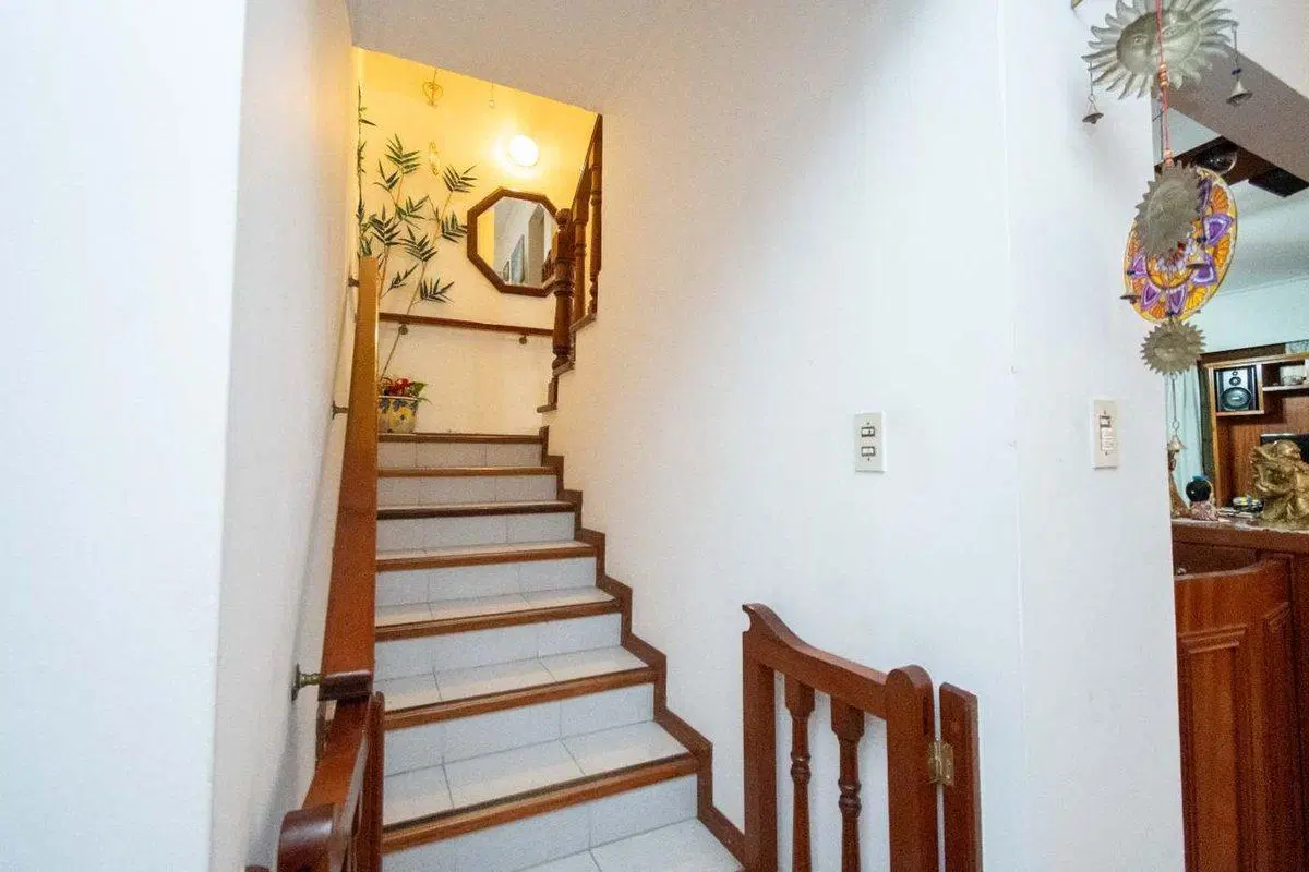 EXCLUSIVA CASA EN VENTA CON QUINCHO Y PILETA 2