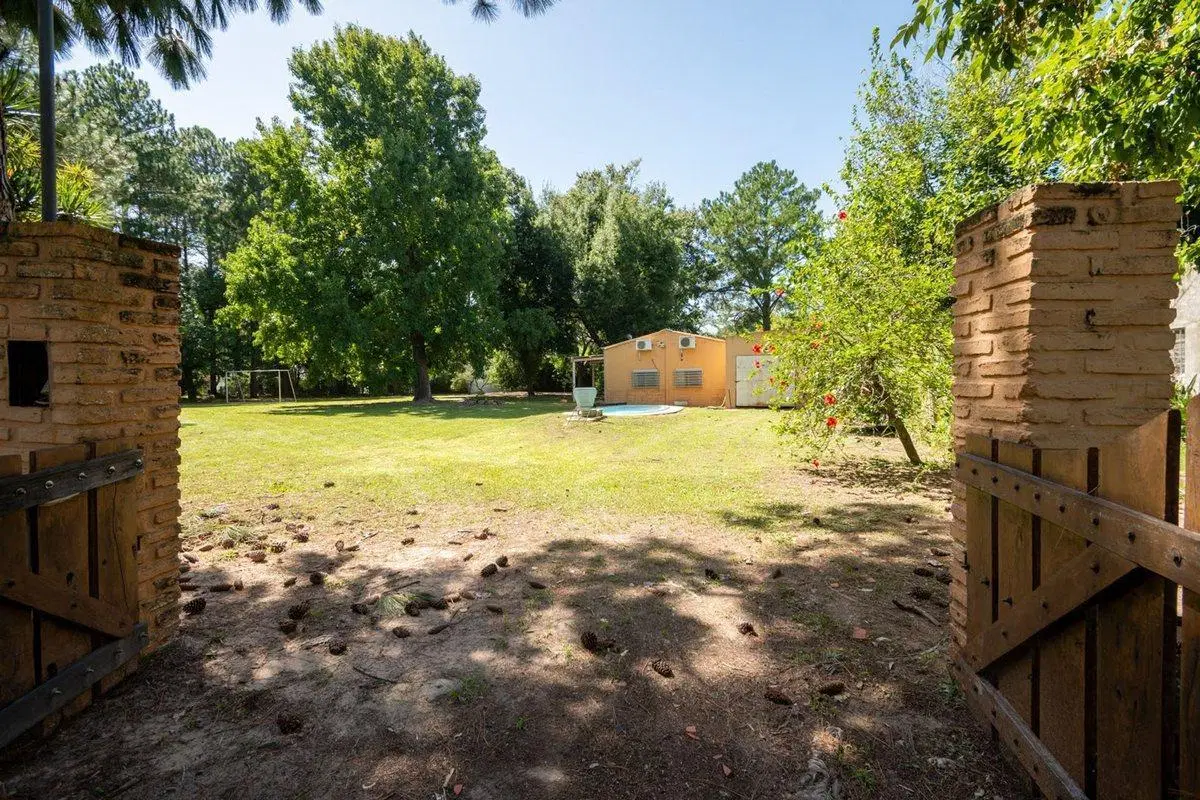 Venta Quinta 2 dorm, pileta en 2142 mt2 forestados 2