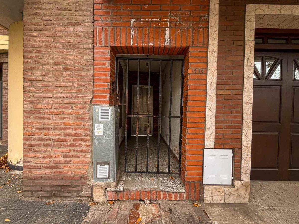Foto de ALQUILER EN PLANTA BAJA Bº SUR, imagen 3