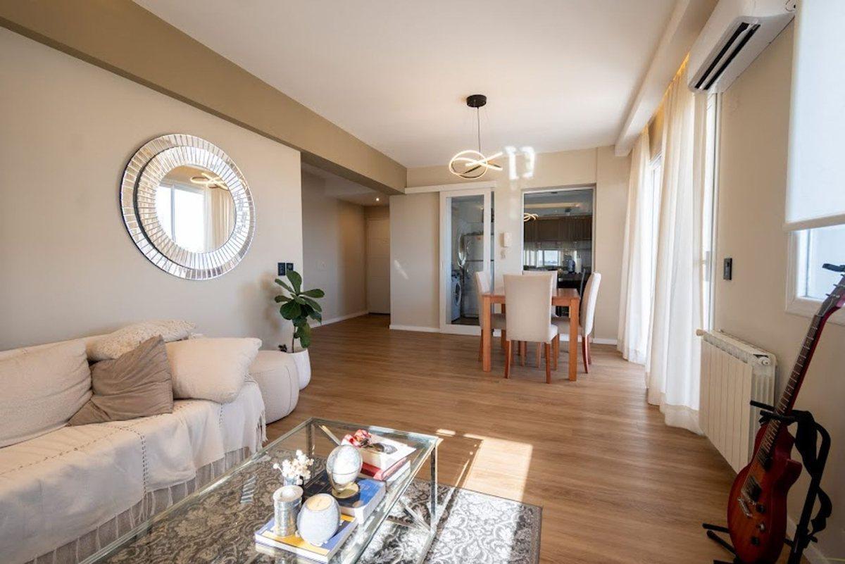 Foto de EXCELENTE DPTO. EN VENTA 2 DOR, 2 BAÑOS. COCHERA, imagen 2