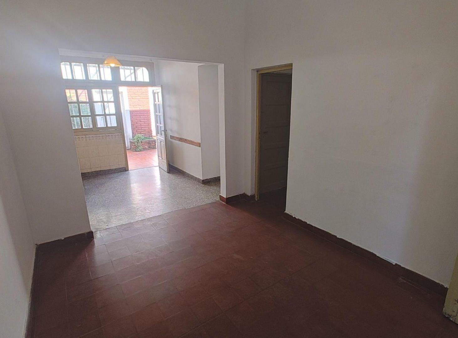 Foto de DEPARTAMENTO INTERNO 2 DORMITORIOS CON PATIO, imagen 2