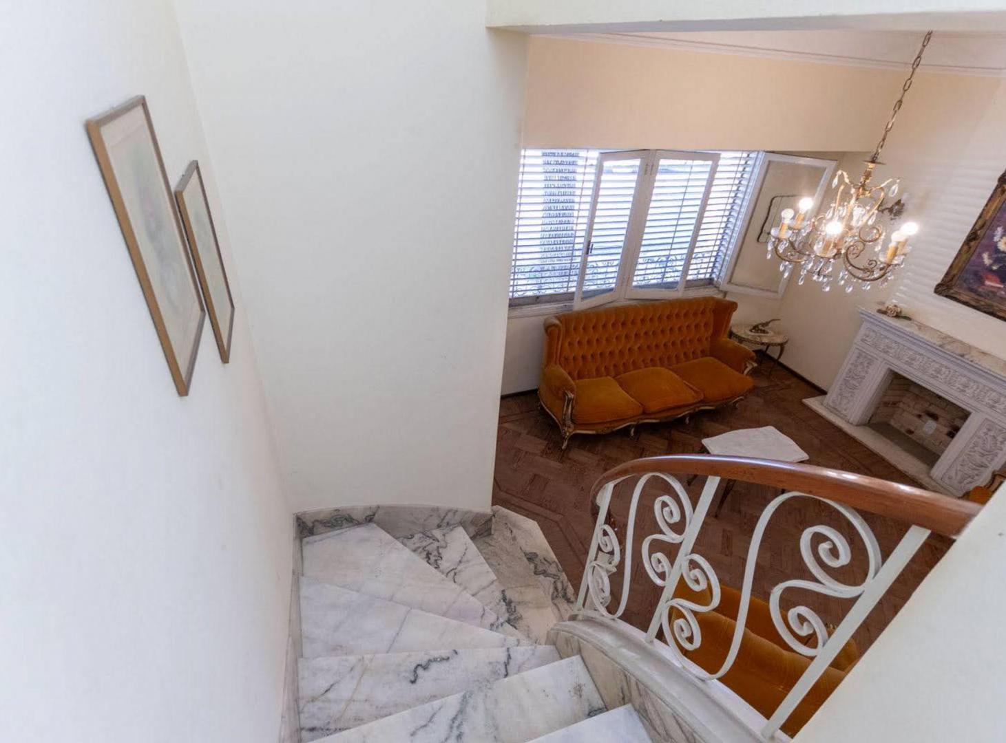 Foto de Venta - Casa 4 Dormitorios en Barrio Constituyente, imagen 3