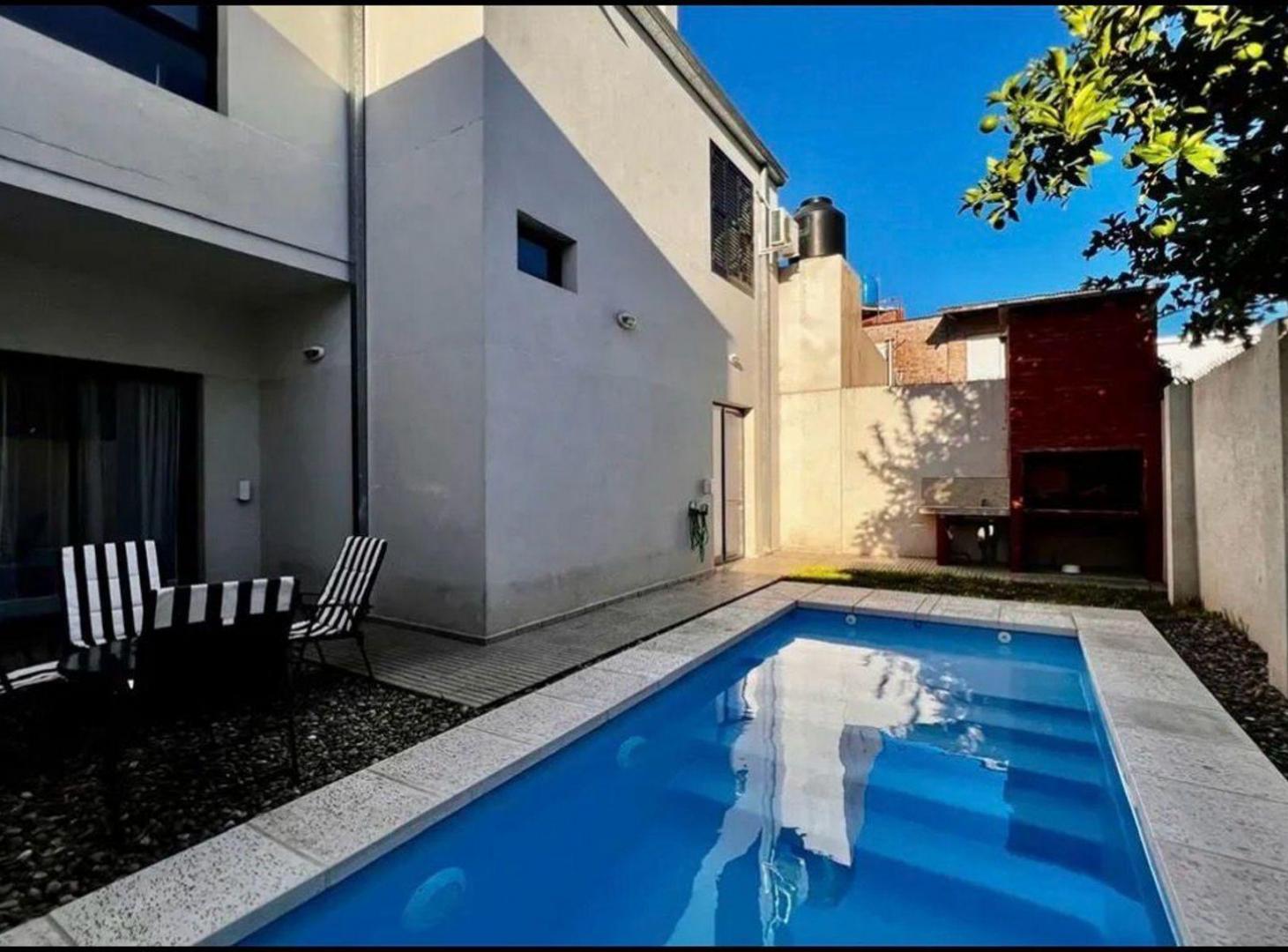 Foto de Casa 4 Dorm con Cochera y Pileta, imagen 1