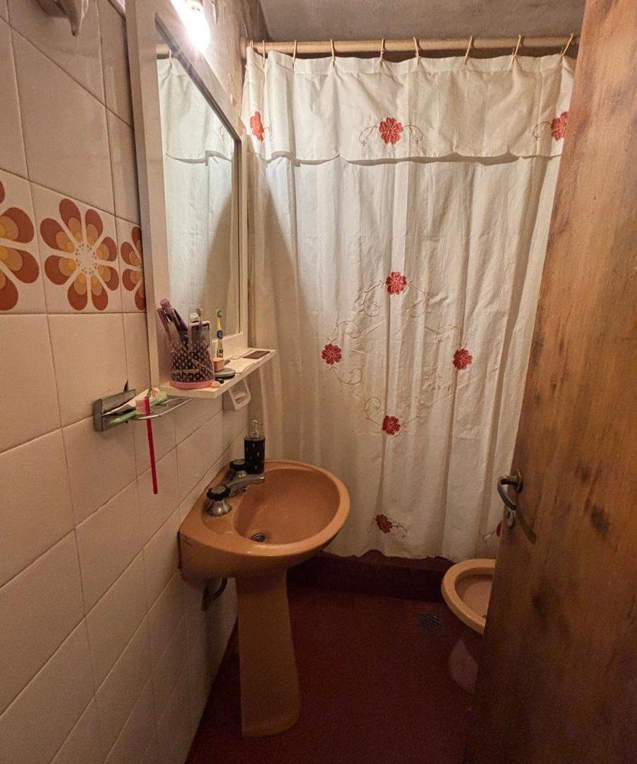 Foto de PH 2 DORMITORIOS INTERNO BARRIO MARÍA SELVA, imagen 1