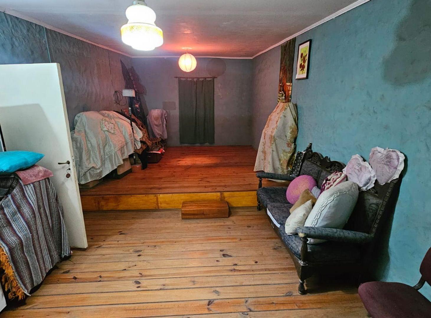 Foto de VENTA CASA 4 DORMITORIOS, COCHERA Y QUINCHO, imagen 3