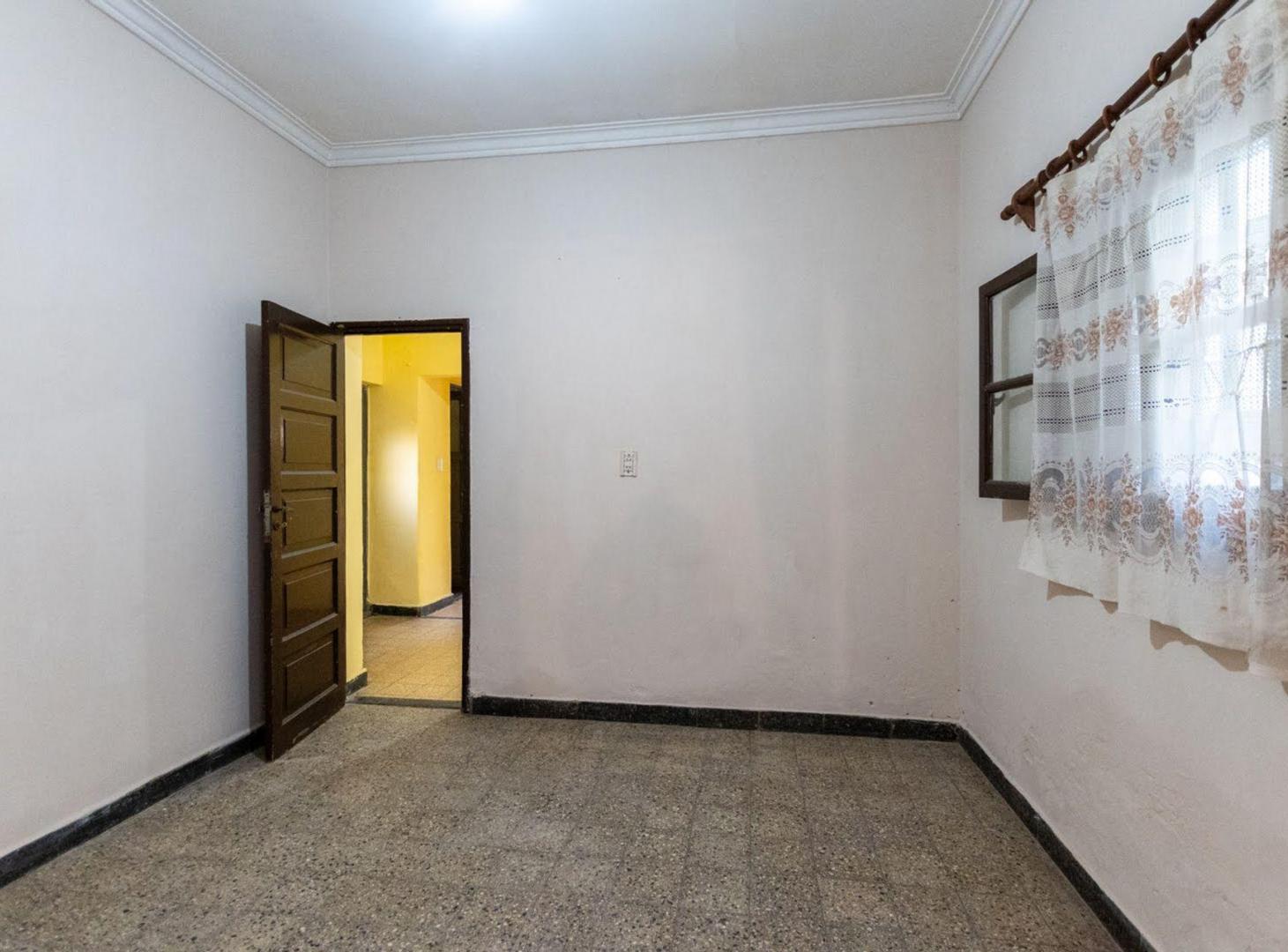 Foto de Casa de 3 dormitorios con patio. Apta crédito, imagen 2