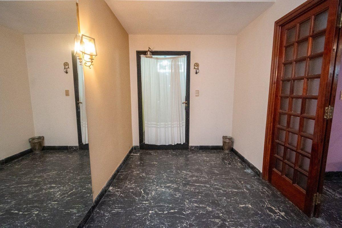 Foto de Casa con potencial para clinica, imagen 5